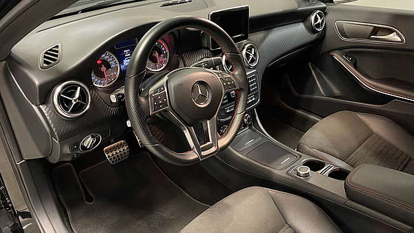 Mercedes A180 AMG Autm. Foto 11