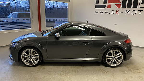 Audi TTS Coupe S-Tronic Foto 1