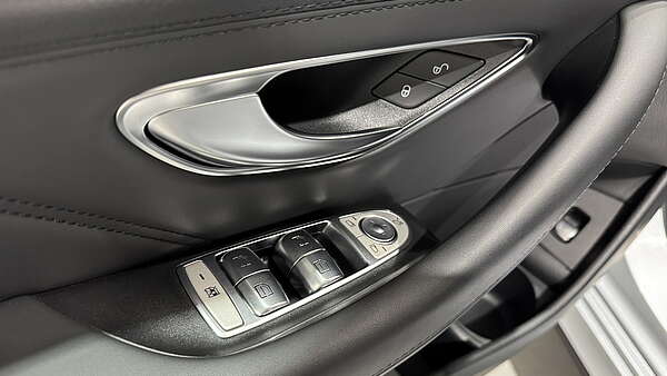 Mercedes E53 AMG T-Modell 4 Matic + Foto 20