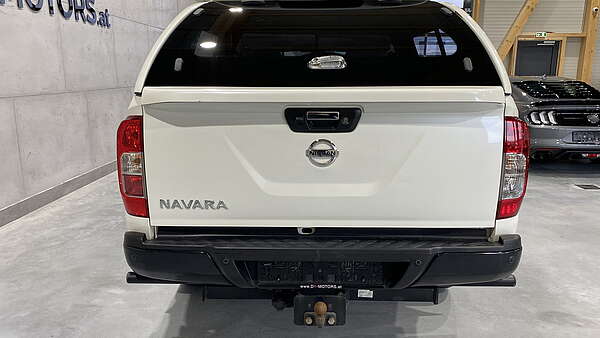 Nissan Navara 2,3 4x4 N-Guard Foto 4