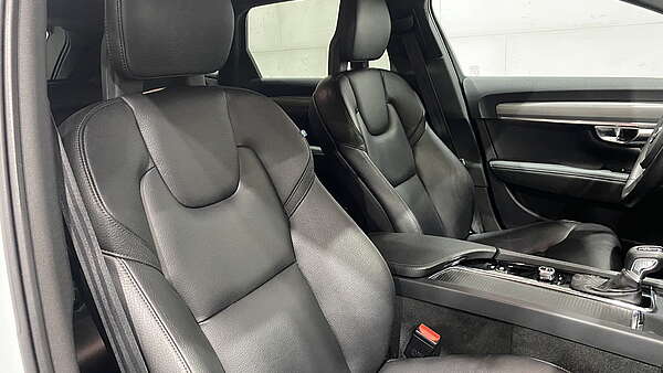 Volvo V90 D3 AWD Momentum Aut. Foto 14