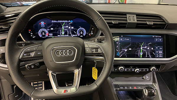 Audi Q3 Sportback 45 TFSI S-Line Foto 21