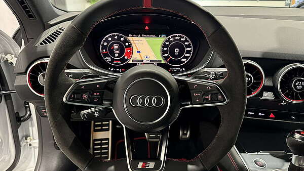 Audi TT 45 TFSI Competition Quattro S-Tronic 40 Jahre Edi Foto 23