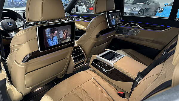BMW 745e PHEV Hybrid M-Paket Aut. Foto 39
