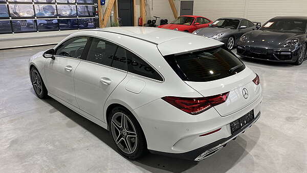 Mercedes CLA 200d SB AMG Line weiss 2020 Foto 4