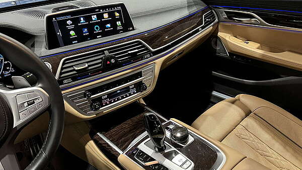 BMW 745e PHEV Hybrid M-Paket Aut. Foto 27