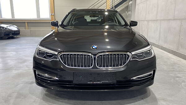 BMW 530d xDrive G31 Kombi Luxury Line Autm. Foto 3