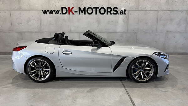 BMW Z4 M40i sDrive Aut. Glaciersilber Foto 0