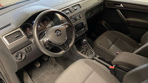 VW Caddy Trendline 2.0 TDI 4-Motion Foto 9