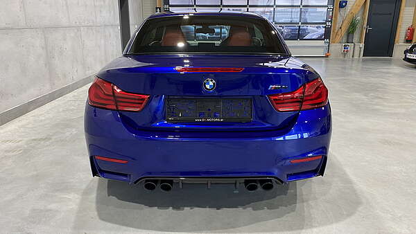 BMW M4 Cabrio LCI DKG Competition Foto 13