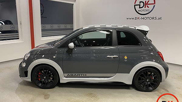 Abarth 695 70° Anniversario Foto 1