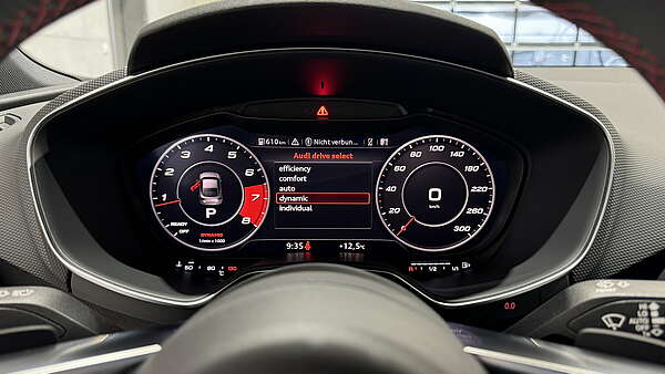 Audi TT 45 TFSI Competition Quattro S-Tronic 40 Jahre Edi Foto 24