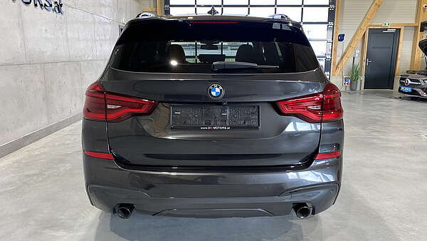 BMW X3 20d M-Paket xDrive grau 2020er Foto 7