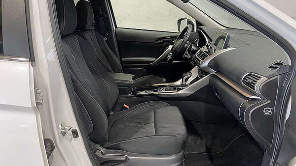 Mitsubishi Eclipse Cross Foto 14