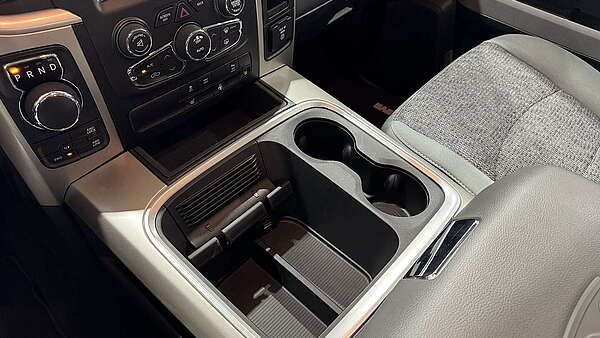 Dodge Ram 1500 5,7 V8 Hemi Classic Crew Cab Foto 28