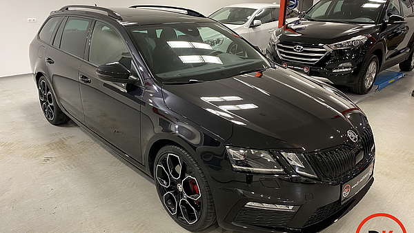 Skoda Octavia Combi RS TDI DSG 4x4 schwarz Foto 10