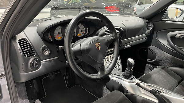 Porsche 911 996 Turbo Handschalter Foto 17