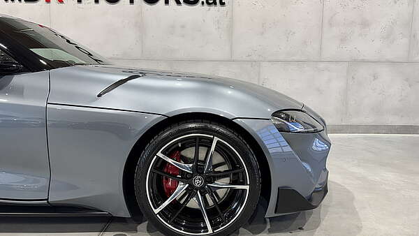 Toyota Supra GR MK5 grau 2021 Foto 10