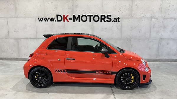 Abarth 695 Competizione 2023 Foto 0