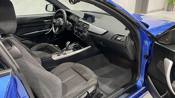 BMW 220d xDrive Coupe Autm. M-Paket Estoril Blau Foto 17