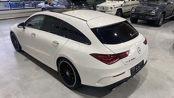 Mercedes CLA200d SB AMG Line Night Paket weiss Foto 4