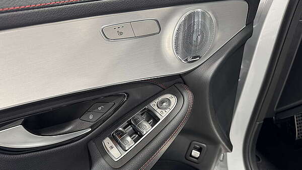 Mercedes GLC 43 AMG 4Matic+ Coupe (Facelift) Foto 15