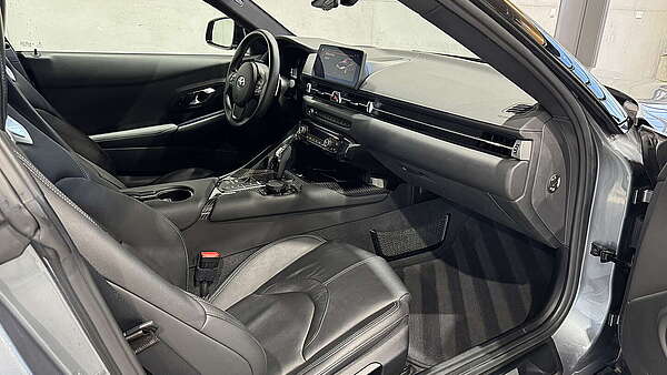 Toyota Supra GR MK5 grau 2021 Foto 16