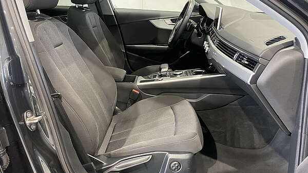 Audi A4 Avant 2.0 TDI Quattro S-Tronic Foto 13