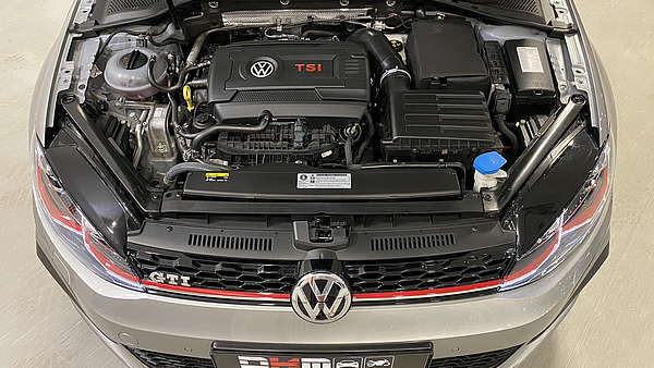 VW Golf 7 GTI Facelift Foto 13