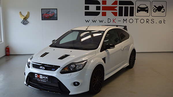 Ford Focus RS MK2 weiß / schwarz Foto 0