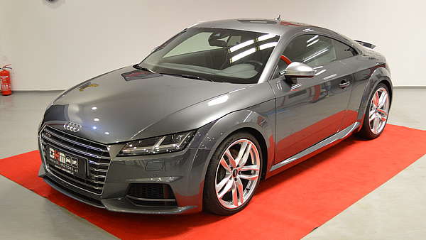 Audi TTS 8S grau Foto 0