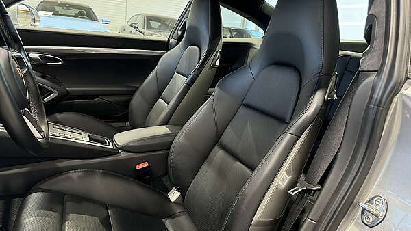 Porsche 911   991.2    Carrera 4 PDK (ohne OPF) Foto 20