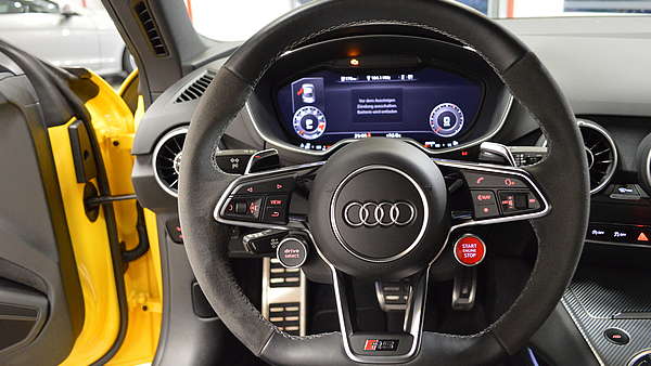 Audi TT RS S-Tronic 8S Vegasgelb Foto 22