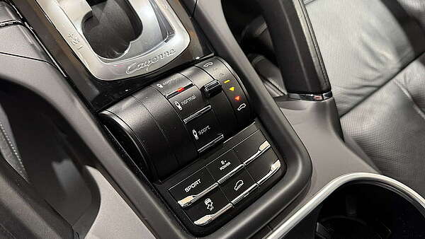 Porsche Cayenne II S Hybrid Autm. 2010 Foto 25