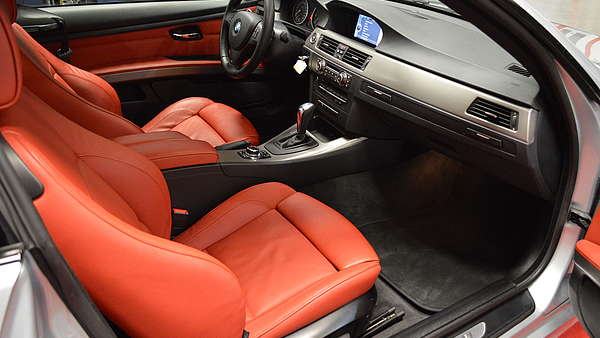 BMW 335d Coupe E92 Foto 12