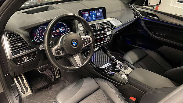 BMW X3 M40i xDrive grau Foto 18