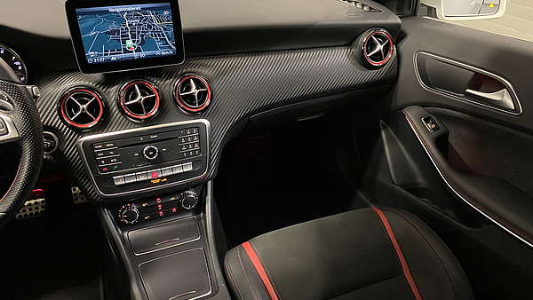 Mercedes A250 Sport 4Matic AMG Foto 32