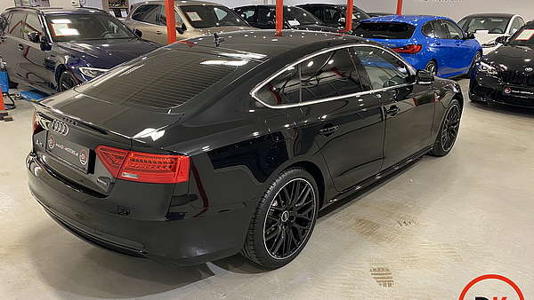 Audi A5 SB 2.0 TDI Quattro 2016 schwarz Foto 4