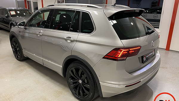 VW Tiguan 2.0 TDI DSG Highline R-Line Foto 17