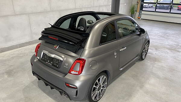 Abarth 595C Turismo grau matt 2020 Foto 10