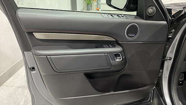 Land Rover Discovery HSE Luxury 7Sitzer Foto 12