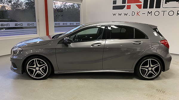 Mercedes A220 CDI AMG grau Foto 1
