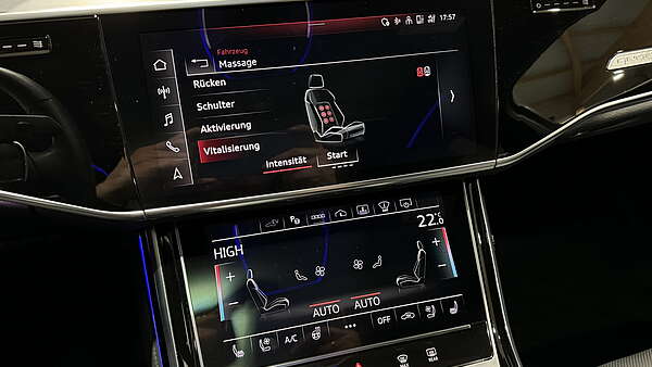 Audi A8 60 TFSI e PHEV Quattro Foto 36