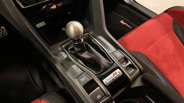 Honda Civic Type R GT schwarz Foto 21