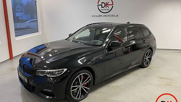 BMW 330e G21 Hybrid xDrive Touring Autm. M-Paket Foto 0