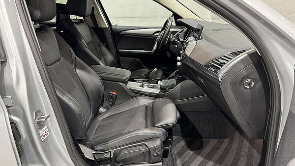BMW X4 20d xDrive Autm. Advantage Foto 18