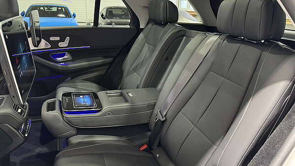Mercedes GLE 400d 4Matic Aut. AMG Line Diamantweiß Foto 43
