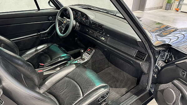 Porsche 911 993 Carrera C2 Coupe Foto 13