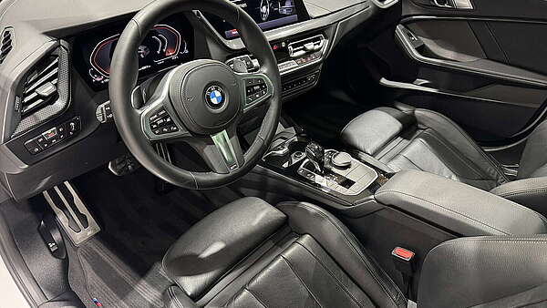 BMW M135i xDrive F40 Performance Foto 17