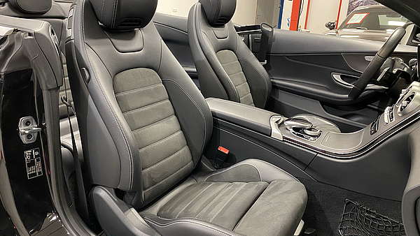 Mercedes C300 Cabrio Aut. AMG Line Foto 25